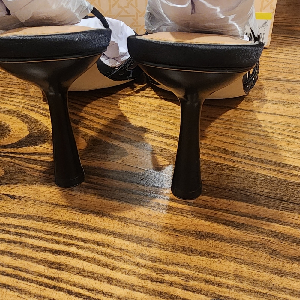 Jewel Badgley Mischka Kathryn Bejeweled Stiletto Sandal Black Size 10 NWT - Picture 6 of 8